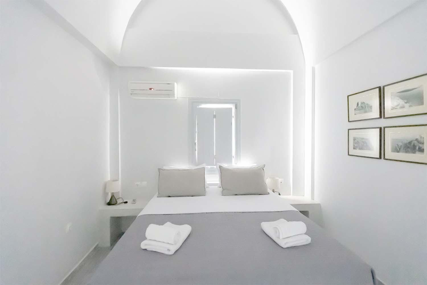 Phaos Santorini Suites Imerovigli  Exterior photo