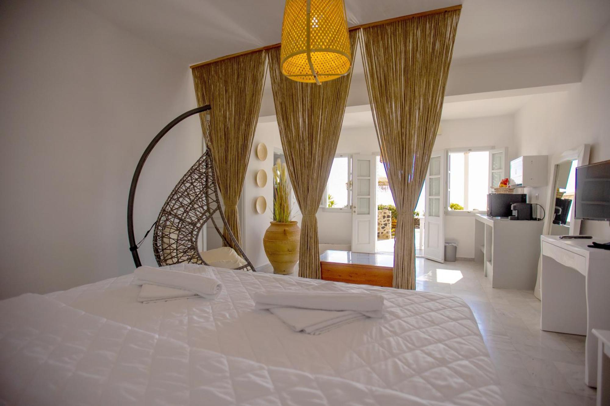 Phaos Santorini Suites Imerovigli  Exterior photo